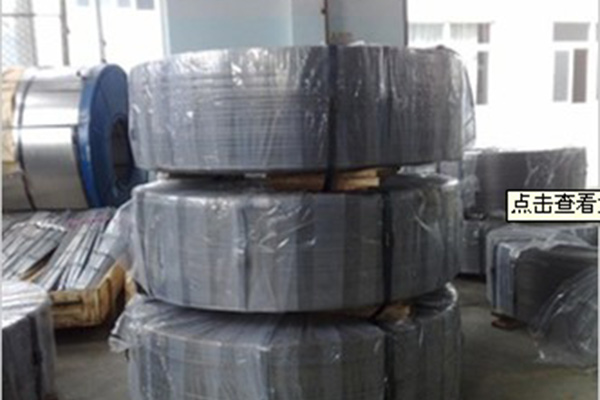 精密冷軋小扁鋼作為一種高精度的鋼材具有尺寸準確表面光滑機械性能優(yōu)異等特點